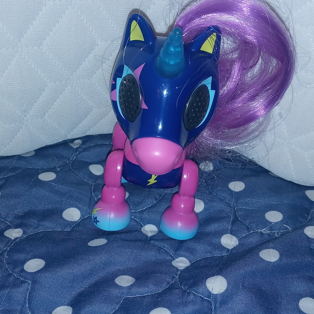 Zoomer Zupps Interactive Toy, Unicorn